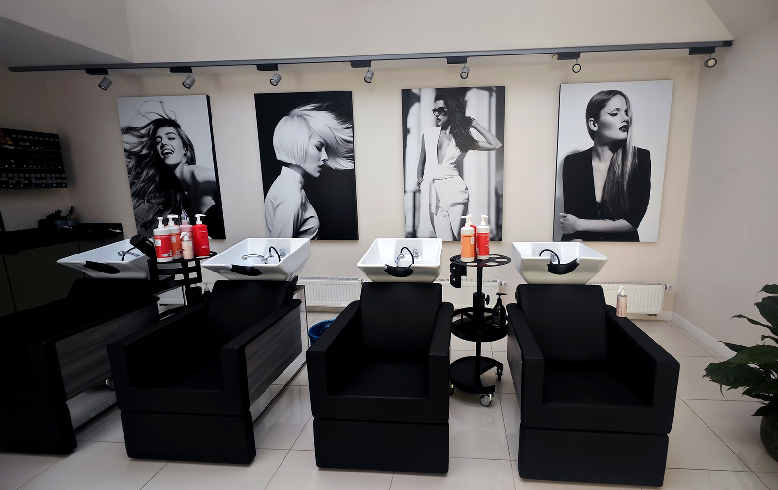 Cedule a tabule Barber Wall Panels